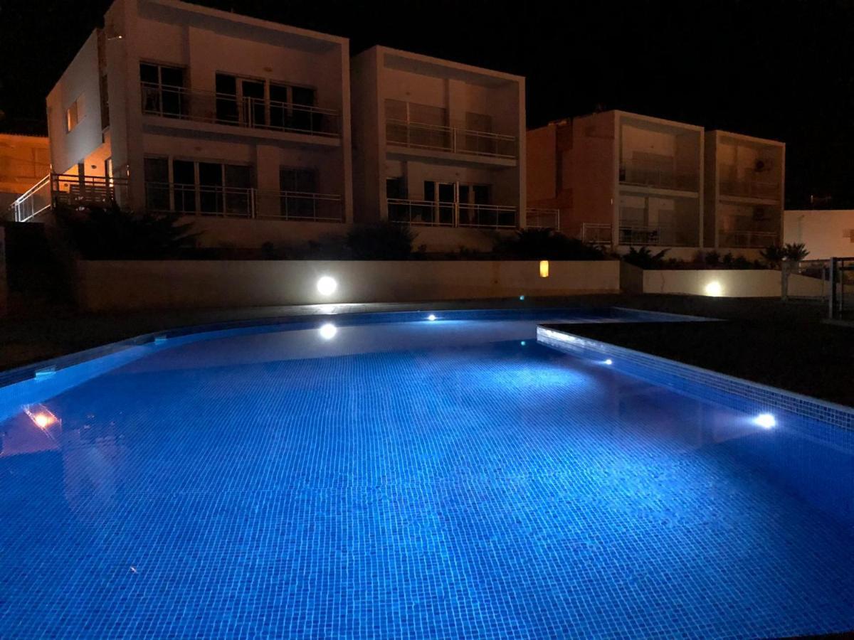 Bela Baia Holiday Salir de Porto Екстер'єр фото